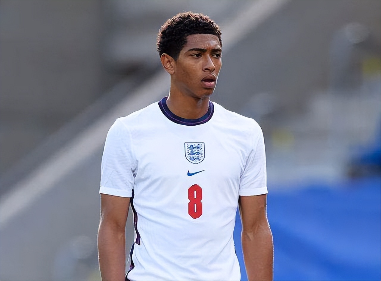 中超比赛焦点：山东泰山迎战上海申花,