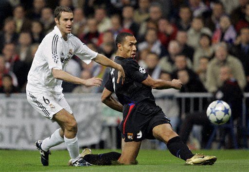 陈威：感谢主教练的高强度训练，我们越努力越幸运