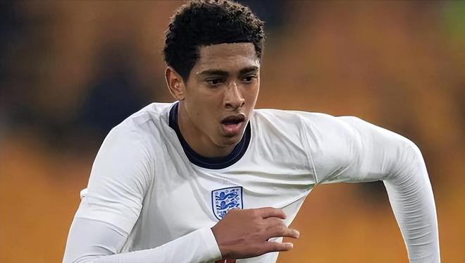 晚邮报：米兰vs科莫的海外赛已获得亚足联批准，尚待FIFA批准