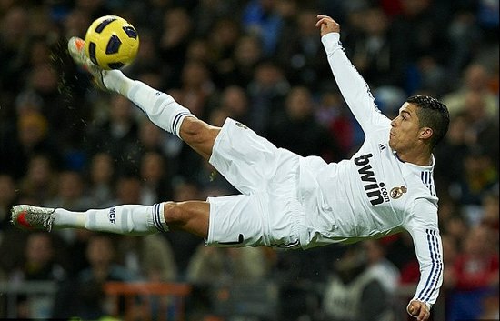 球星晒训练照，身体状态爆棚