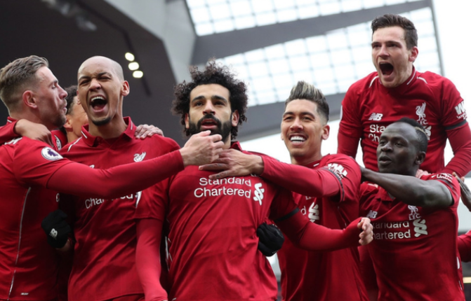 在熊猫杯负伤，记者：蒯纪闻遭遇手掌骨裂