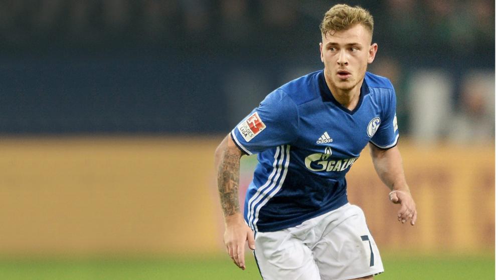 AC米兰在意大利杯负于拉齐奥，终结13场不败，放弃杯赛以专注意甲，凸显战略调整。