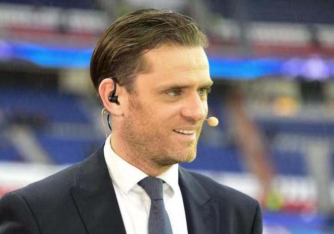 记者：恩昆库在冬窗的未来值得关注；米兰会和经纪人谈莱万